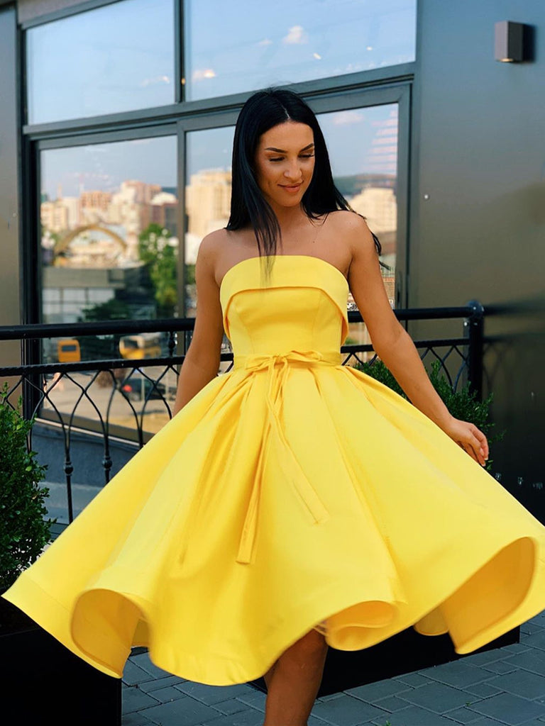 yellow strapless dress